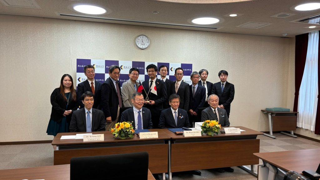 陽明交大與熊本大學的合作，則朝向學分互認以及建立共同研究室，促進當地半導體產業的發展