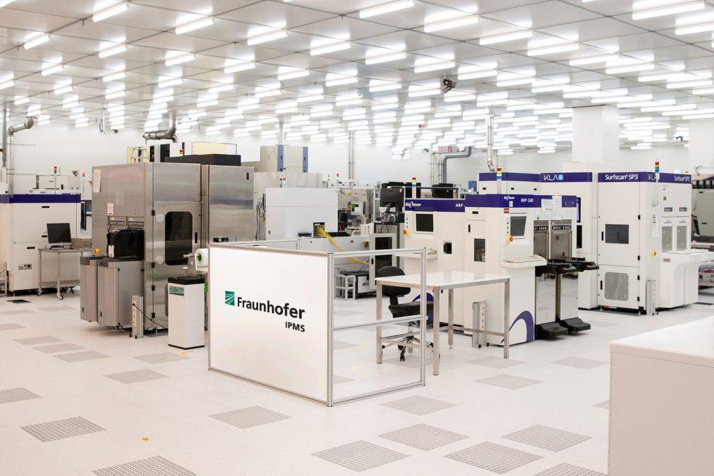 位於 Fraunhofer 光子微系統研究所的12吋晶圓無塵室。