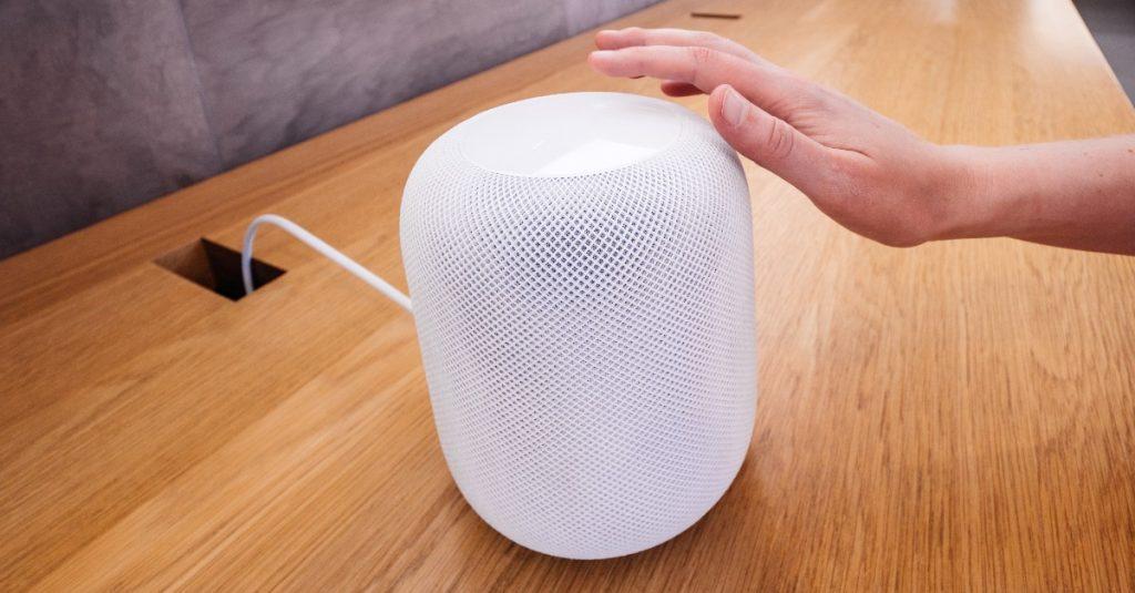 圖為Apple Computers HomePod smart speaker。