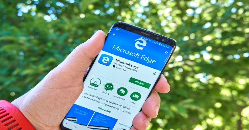 Microsoft Edge商務版結合進階安全功能與AI控制，專為現代企業設計，幫助應對混合辦公環境的挑戰。