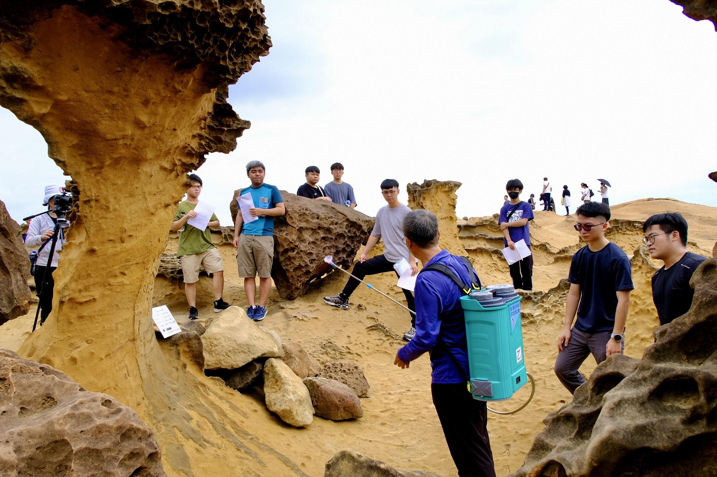 北科大研發砂岩強化技術、減緩野柳「女王頭」等特定蕈狀岩風化。